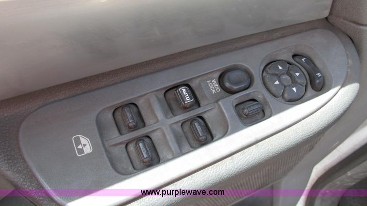 image for item G9107 2008 Dodge Ram 1500 Quad Cab pickup truck