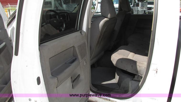 image for item G9107 2008 Dodge Ram 1500 Quad Cab pickup truck