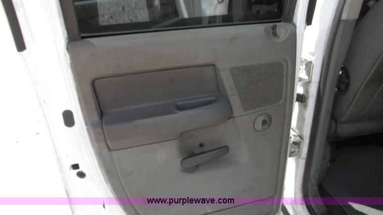 image for item G9107 2008 Dodge Ram 1500 Quad Cab pickup truck