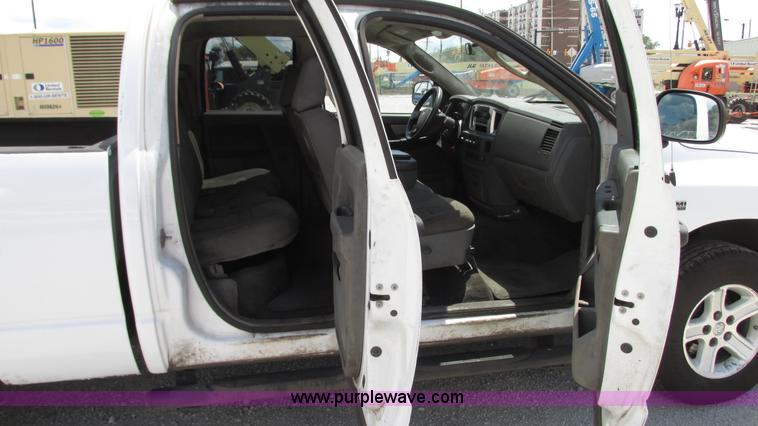 image for item G9107 2008 Dodge Ram 1500 Quad Cab pickup truck