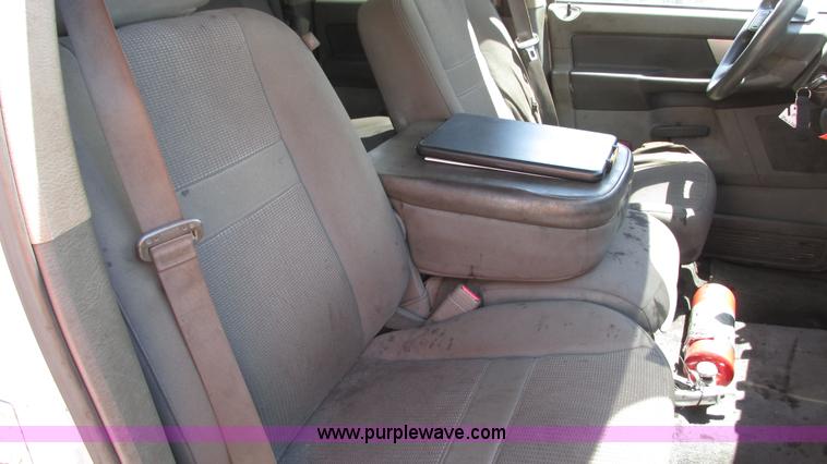 image for item G9107 2008 Dodge Ram 1500 Quad Cab pickup truck