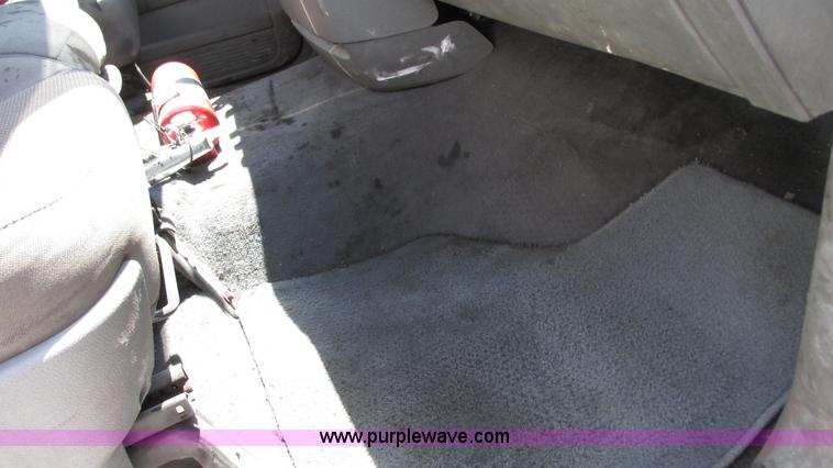 image for item G9107 2008 Dodge Ram 1500 Quad Cab pickup truck