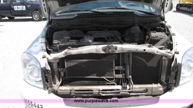 image for item G9107 2008 Dodge Ram 1500 Quad Cab pickup truck