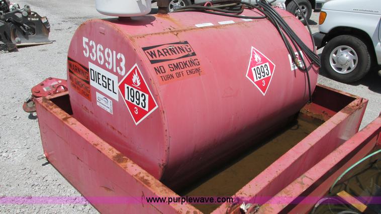 image for item G9110 2004 Stafco fuel tank