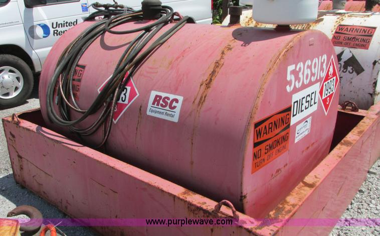 image for item G9110 2004 Stafco fuel tank