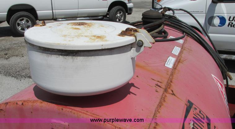 image for item G9110 2004 Stafco fuel tank