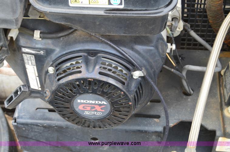 image for item H2930 2005 Ford F550 service truck