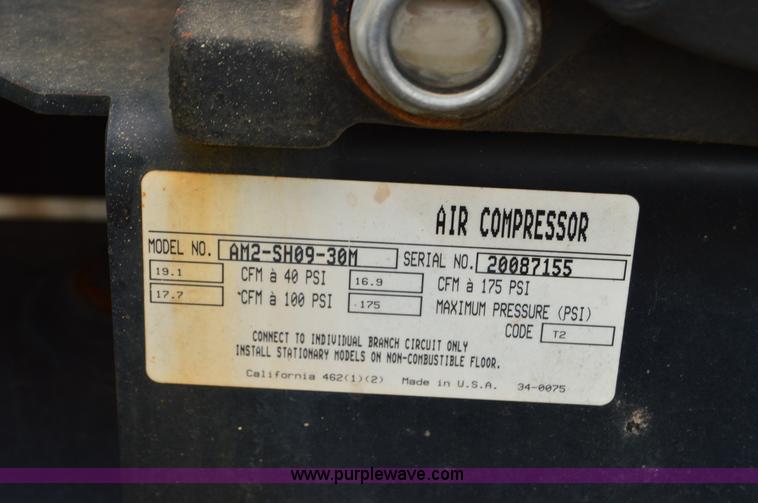 image for item H2930 2005 Ford F550 service truck