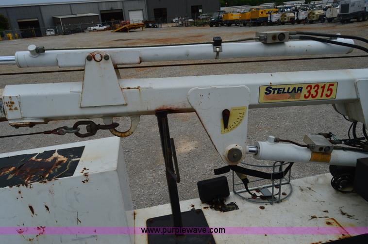 image for item H2931 2008 Ford F550 service truck with crane