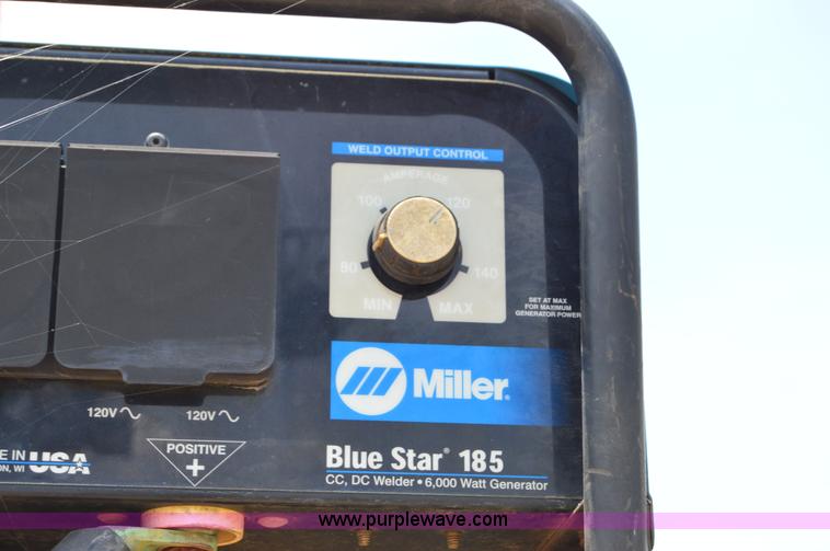 image for item H2932 2007 Ford F550 service truck with crane