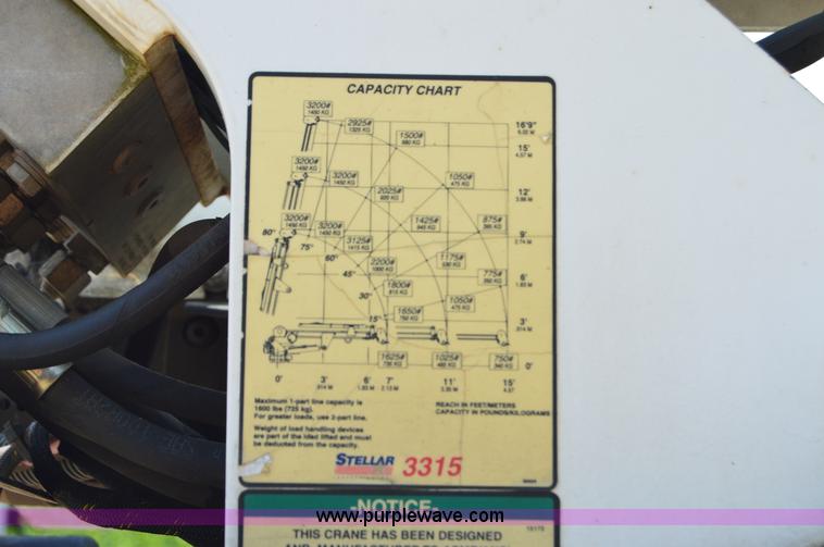 image for item H2932 2007 Ford F550 service truck with crane