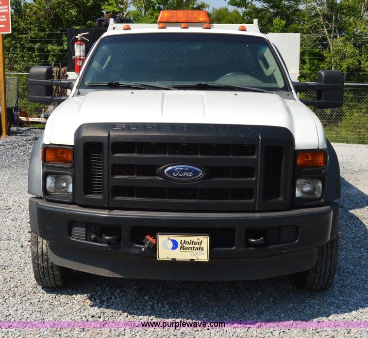 image for item H2933 2008 Ford F550 service truck