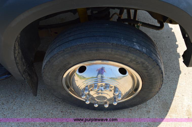 image for item H2935 2008 Ford F450 Super Duty service truck
