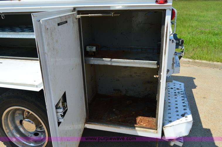 image for item H2935 2008 Ford F450 Super Duty service truck