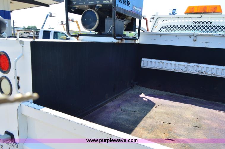 image for item H2935 2008 Ford F450 Super Duty service truck