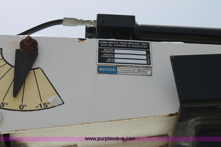 image for item H2984 2007 Ford F550 service truck with crane