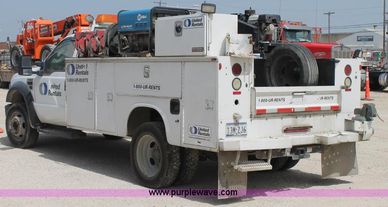 image for item H2985 2008 Ford F550 service truck