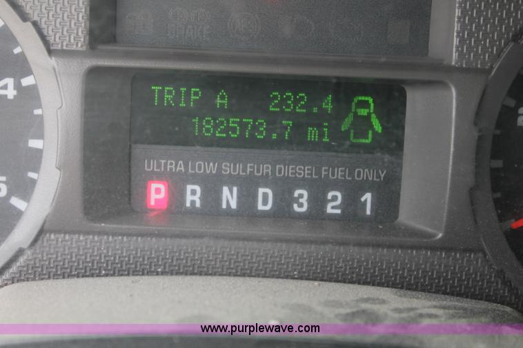 image for item H2985 2008 Ford F550 service truck