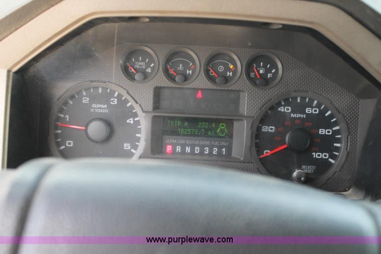 image for item H2985 2008 Ford F550 service truck