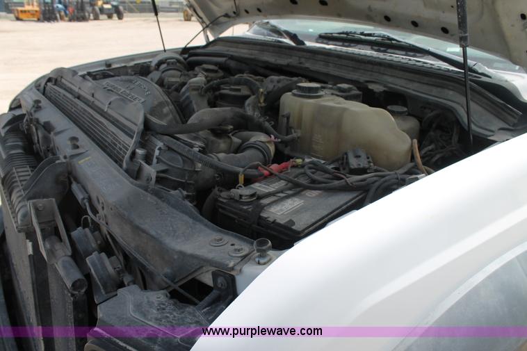 image for item H2985 2008 Ford F550 service truck