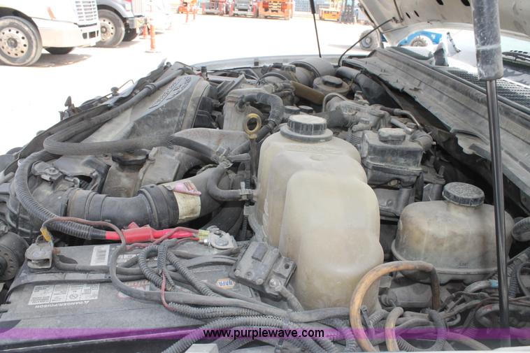 image for item H2985 2008 Ford F550 service truck