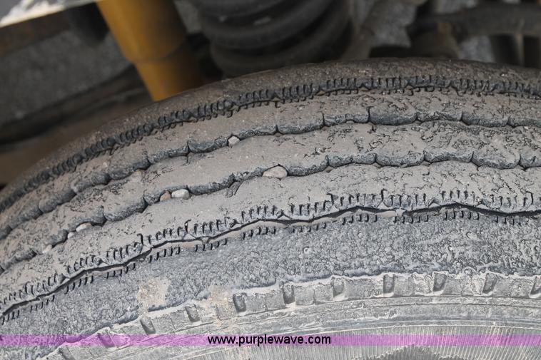 image for item H2985 2008 Ford F550 service truck