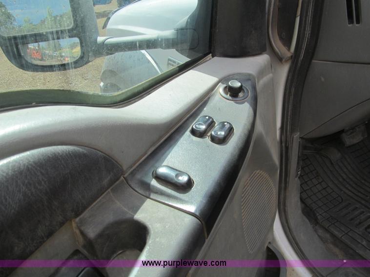 image for item H8920 2007 Ford F550 Super Duty XL service truck