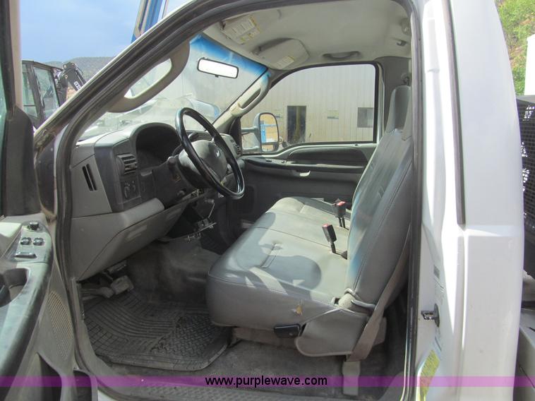 image for item H8920 2007 Ford F550 Super Duty XL service truck