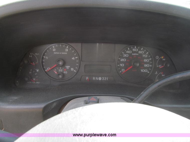 image for item H8920 2007 Ford F550 Super Duty XL service truck