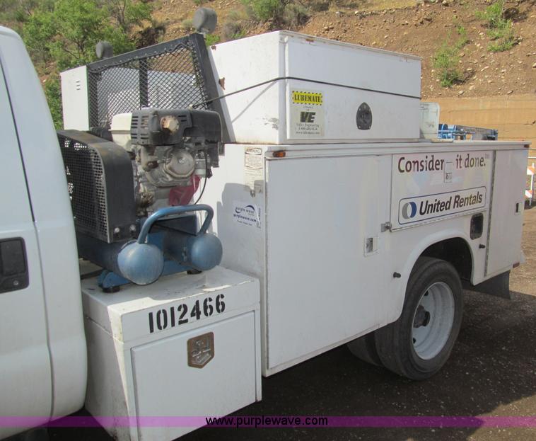 image for item H8920 2007 Ford F550 Super Duty XL service truck