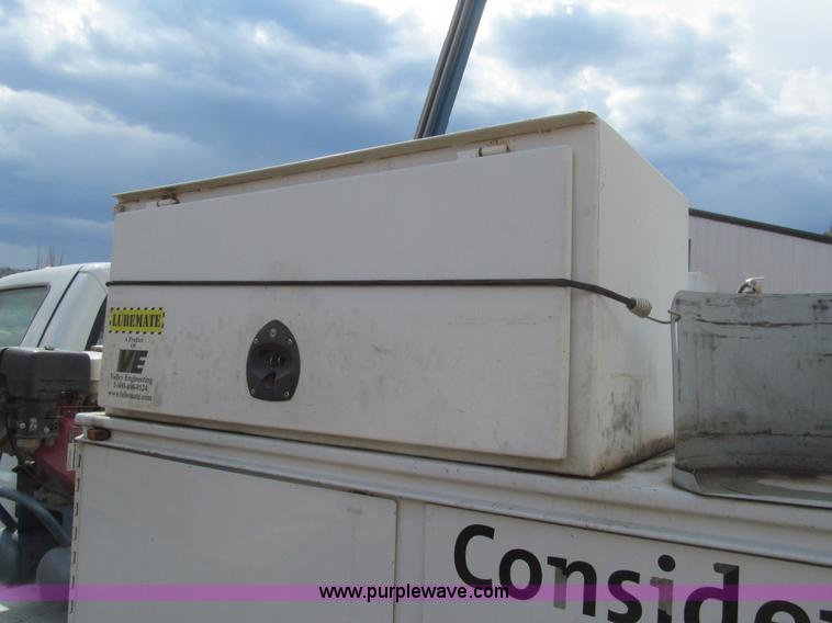 image for item H8920 2007 Ford F550 Super Duty XL service truck