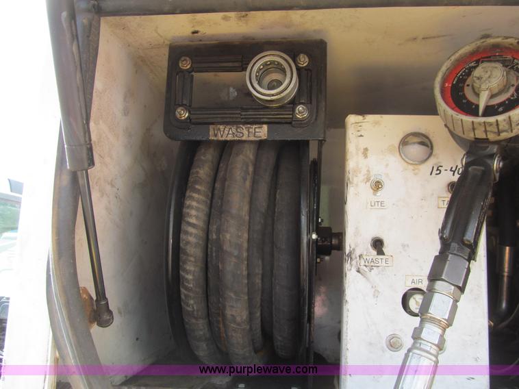 image for item H8920 2007 Ford F550 Super Duty XL service truck