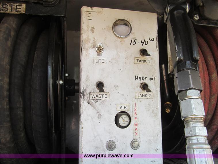 image for item H8920 2007 Ford F550 Super Duty XL service truck