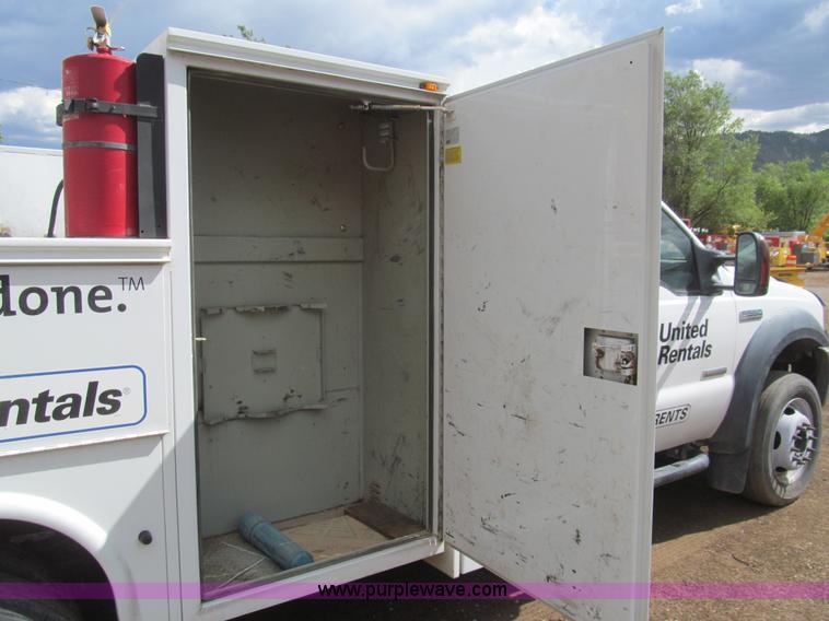 image for item H8920 2007 Ford F550 Super Duty XL service truck