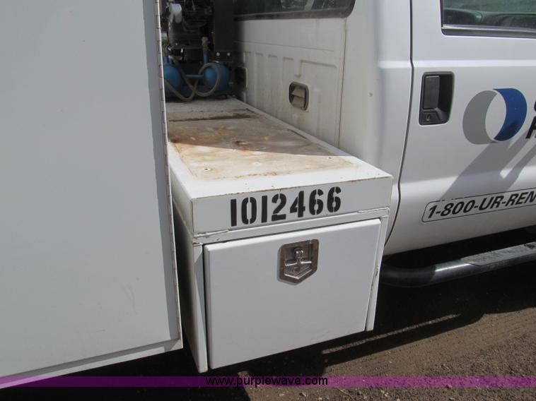 image for item H8920 2007 Ford F550 Super Duty XL service truck