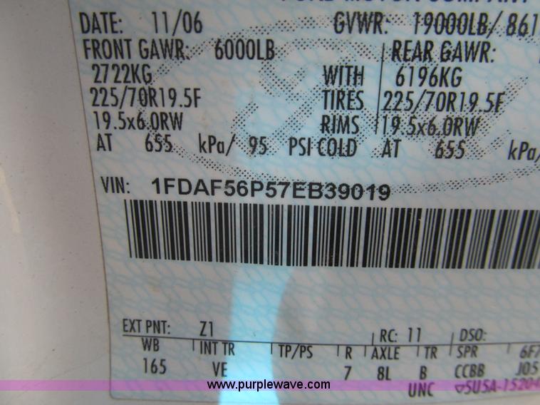 image for item H8920 2007 Ford F550 Super Duty XL service truck