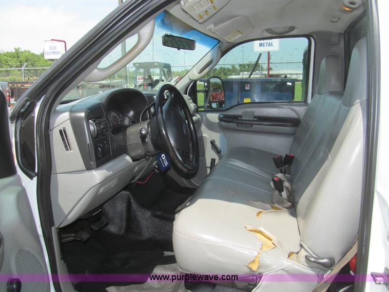 image for item H8921 2007 Ford F550 Super Duty XL service truck