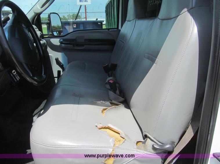 image for item H8921 2007 Ford F550 Super Duty XL service truck