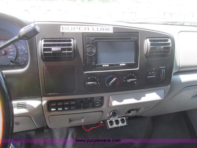 image for item H8921 2007 Ford F550 Super Duty XL service truck
