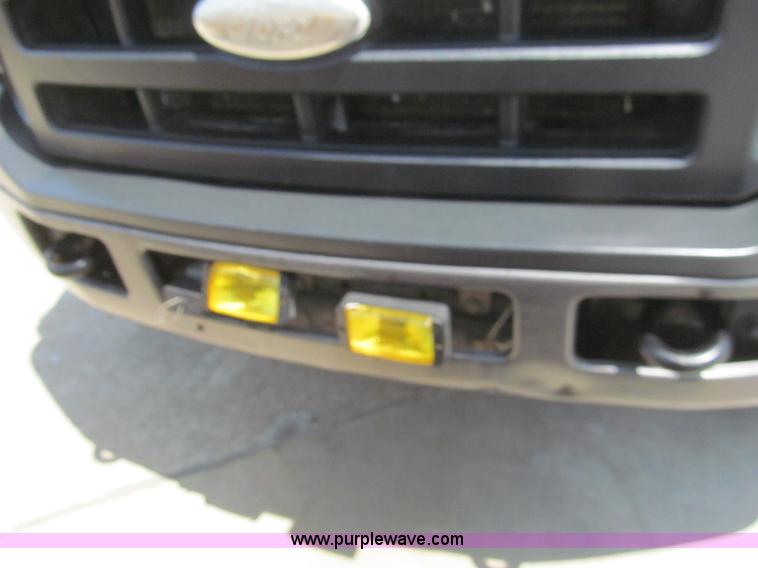image for item H8921 2007 Ford F550 Super Duty XL service truck