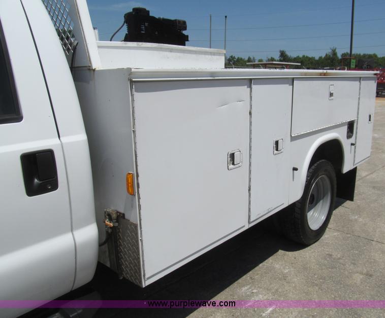 image for item H8921 2007 Ford F550 Super Duty XL service truck