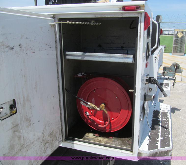 image for item H8921 2007 Ford F550 Super Duty XL service truck