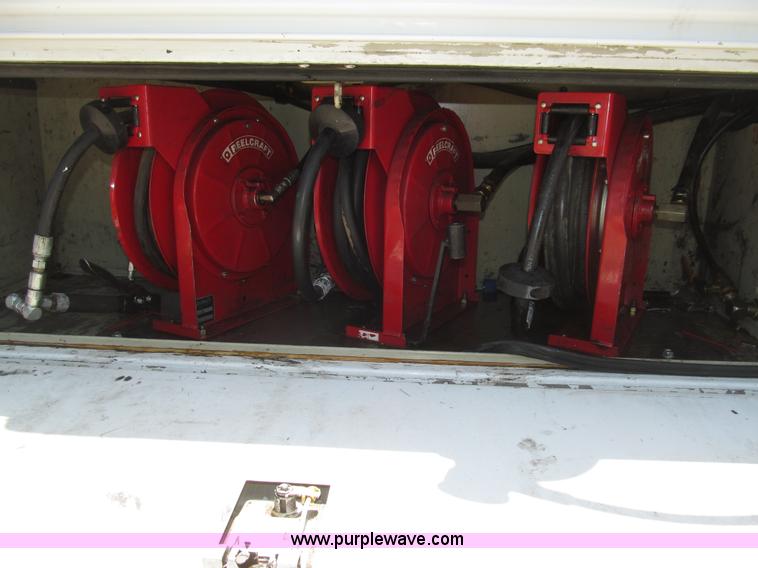 image for item H8921 2007 Ford F550 Super Duty XL service truck