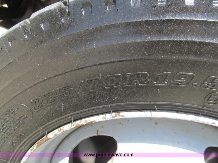 image for item H8921 2007 Ford F550 Super Duty XL service truck