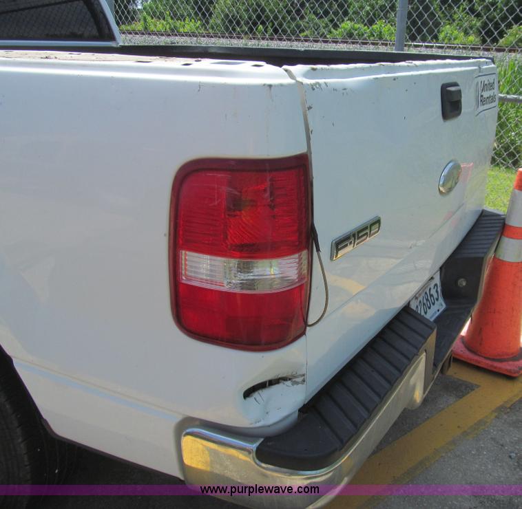 image for item H8922 2007 Ford F150 XLT SuperCab pickup truck