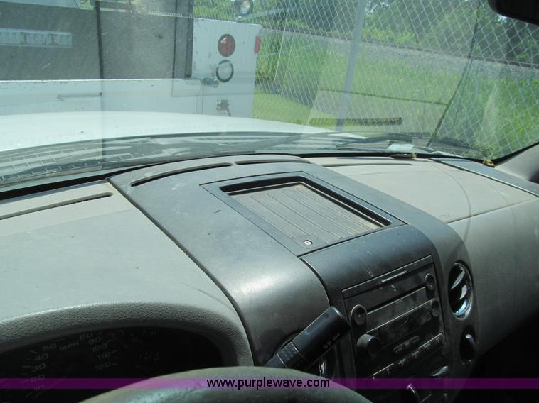 image for item H8922 2007 Ford F150 XLT SuperCab pickup truck