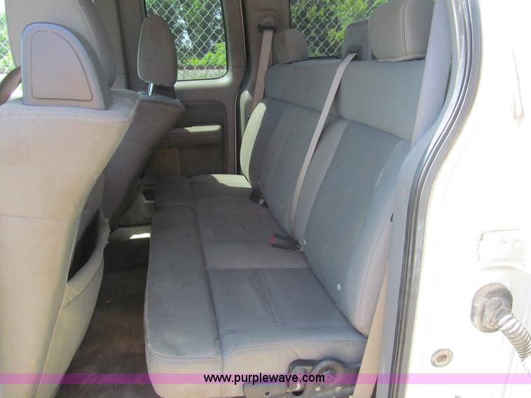 image for item H8922 2007 Ford F150 XLT SuperCab pickup truck