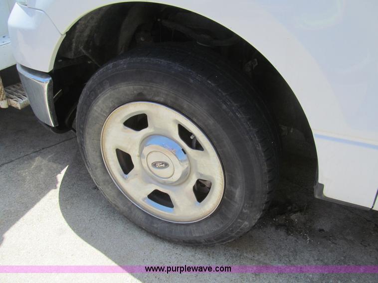 image for item H8922 2007 Ford F150 XLT SuperCab pickup truck