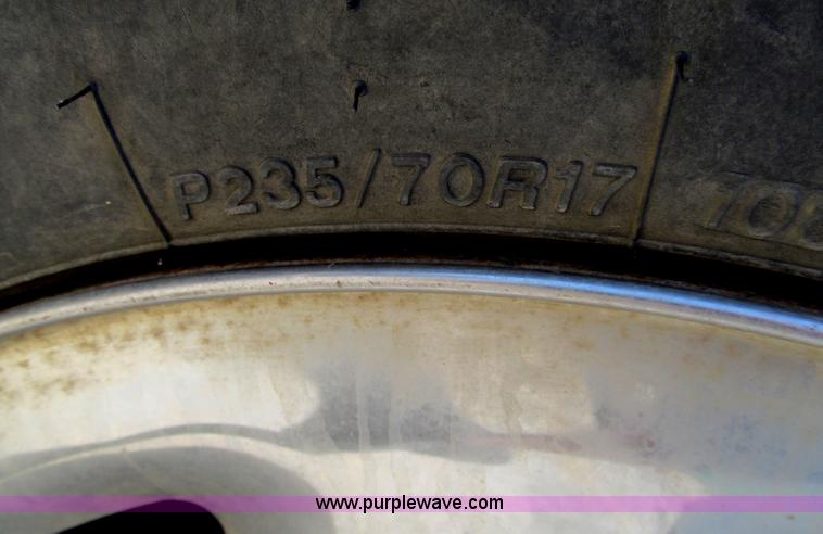 image for item H8922 2007 Ford F150 XLT SuperCab pickup truck