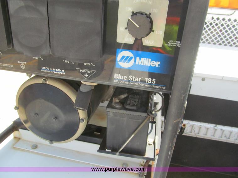 image for item H8923 2006 Ford F350 Super Duty XL service truck